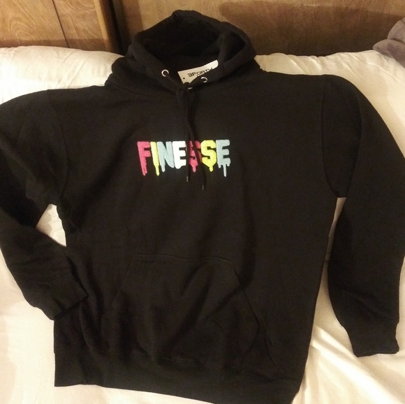 Mens NWT Black Hoodie - Picture 3 of 3